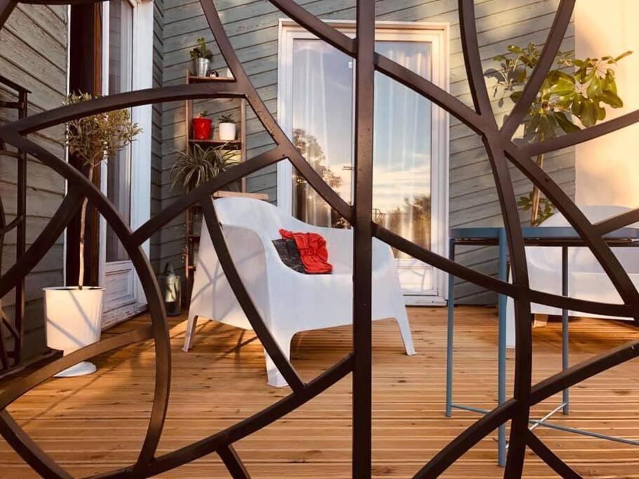 Entre Ventoux Et Luberon, Appartement Dans Maison. Malemort-du-Comtat Buitenkant foto
