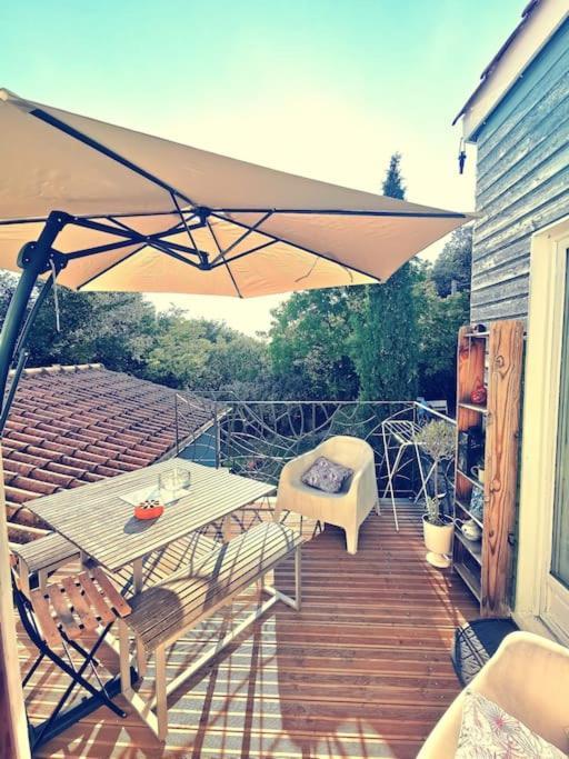 Entre Ventoux Et Luberon, Appartement Dans Maison. Malemort-du-Comtat Buitenkant foto
