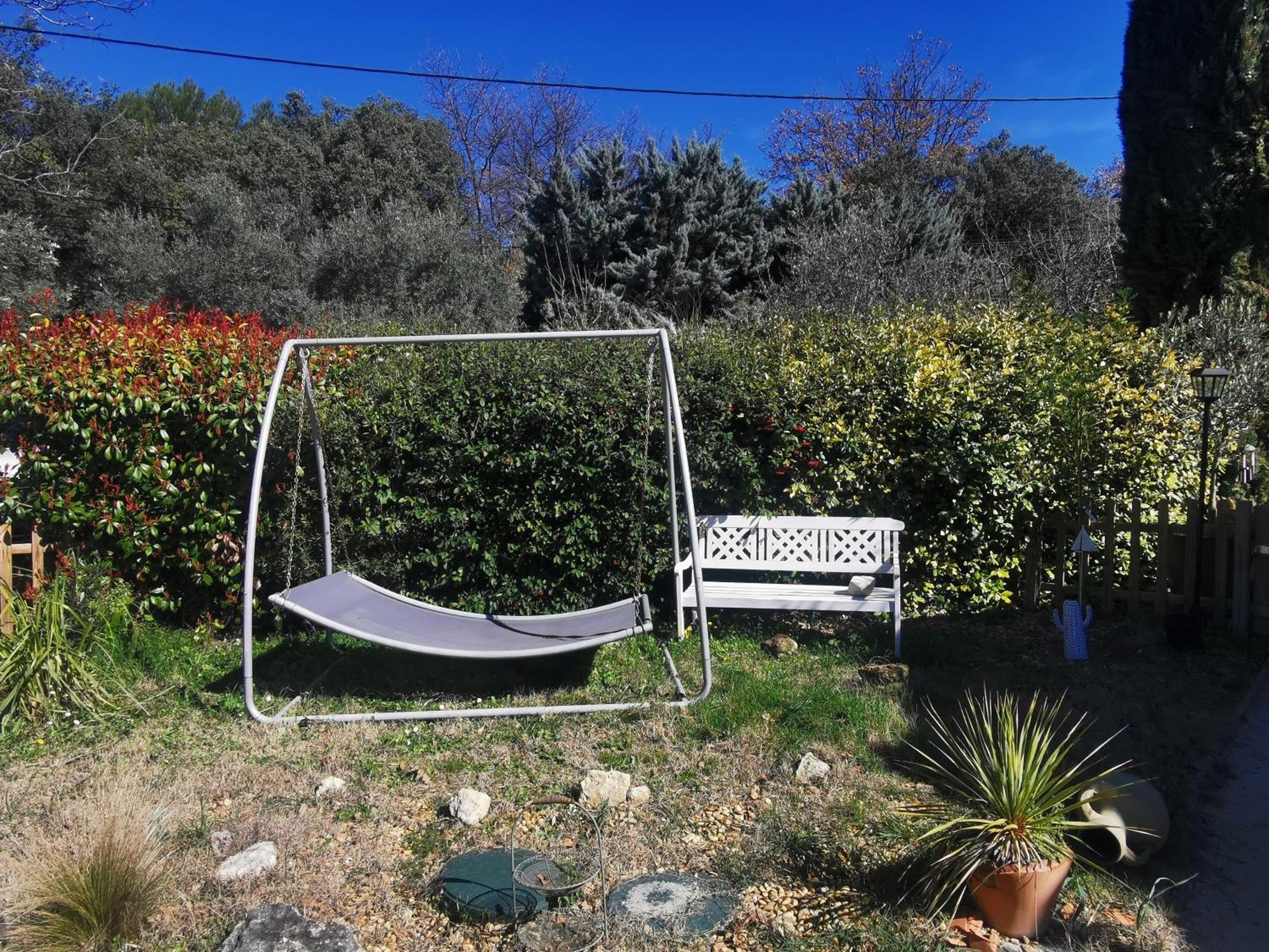 Entre Ventoux Et Luberon, Appartement Dans Maison. Malemort-du-Comtat Buitenkant foto